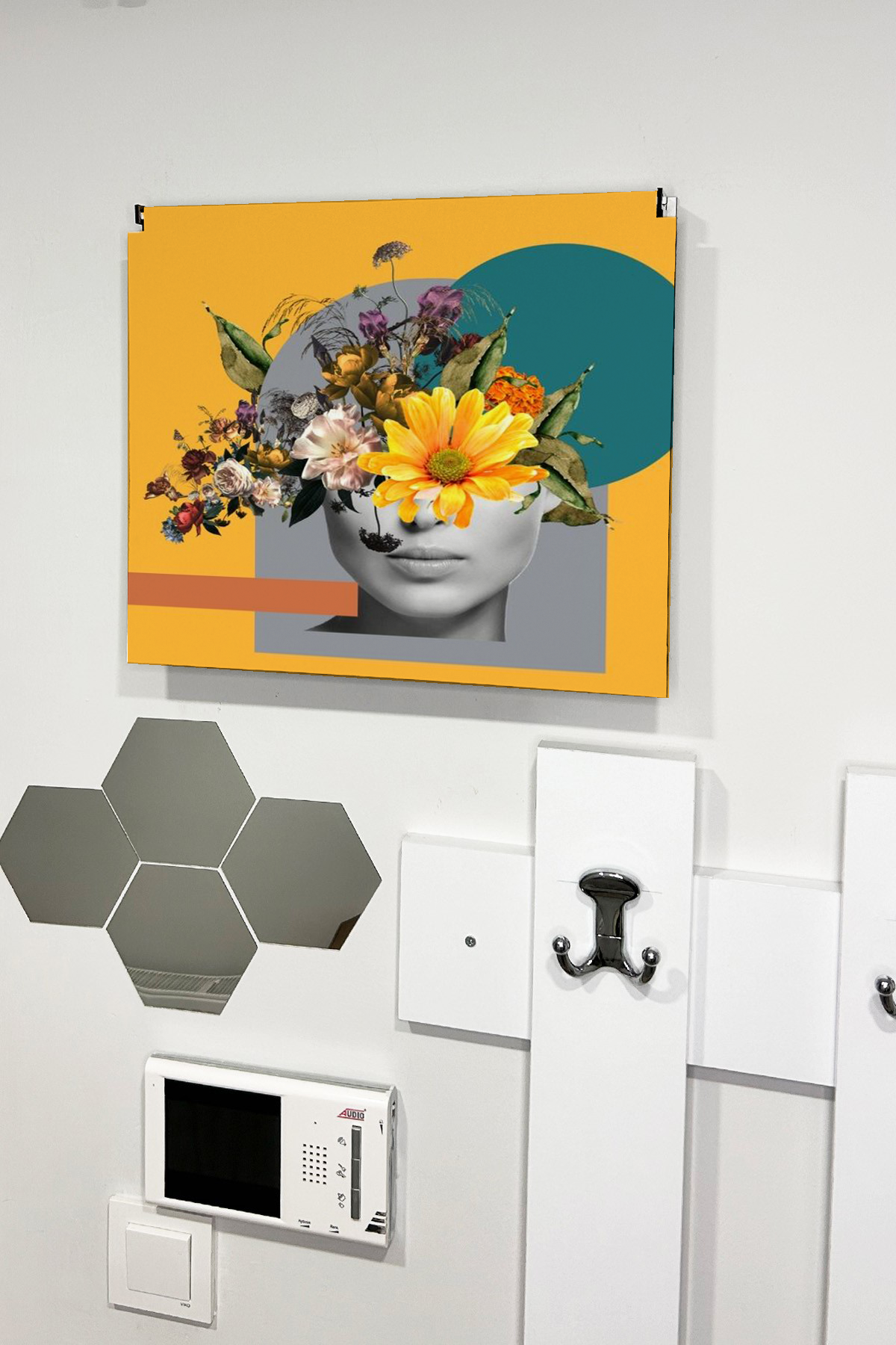 Kafasında Çiçek Temalı Ahşap Sigorta Saklama Kutusu