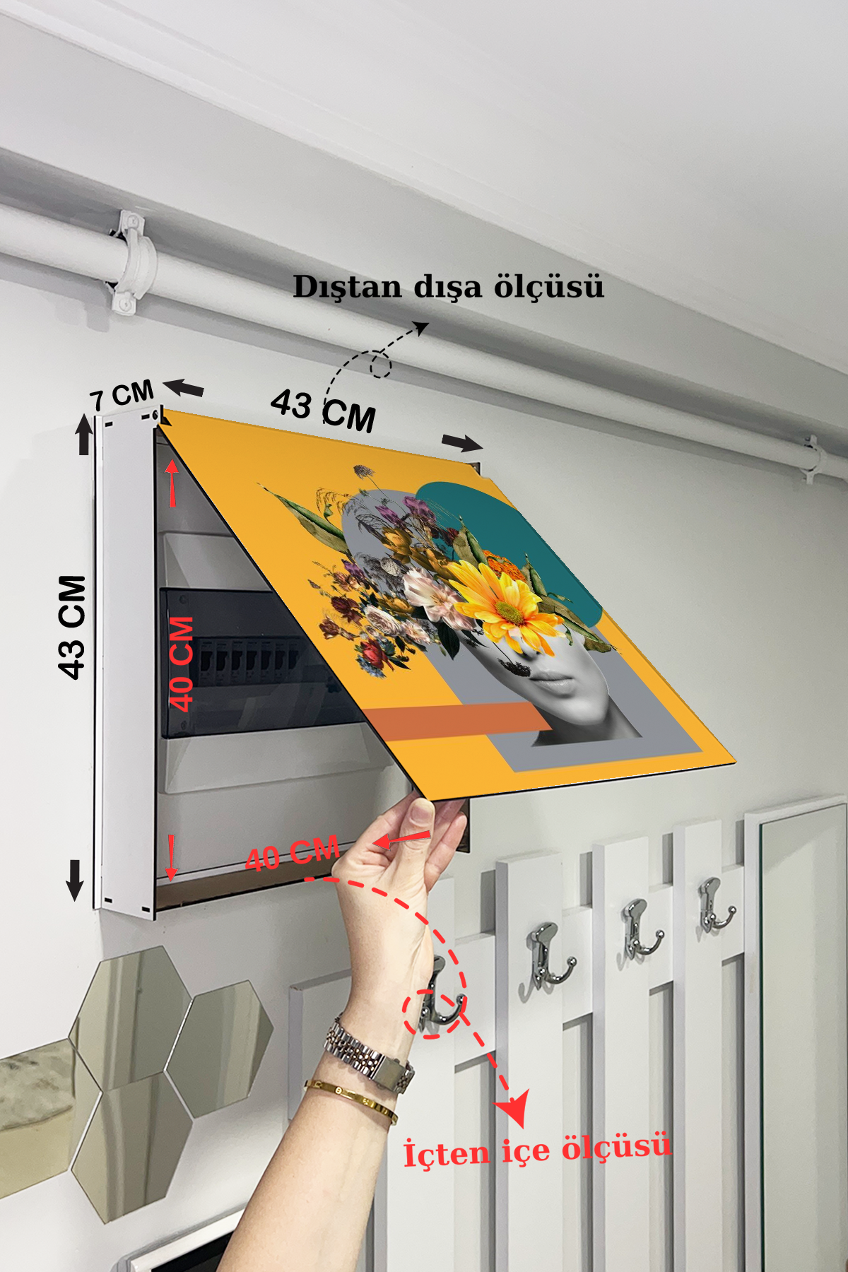 Kafasında Çiçekli Kız Temalı Ahşap Sigorta Saklama Kutusu