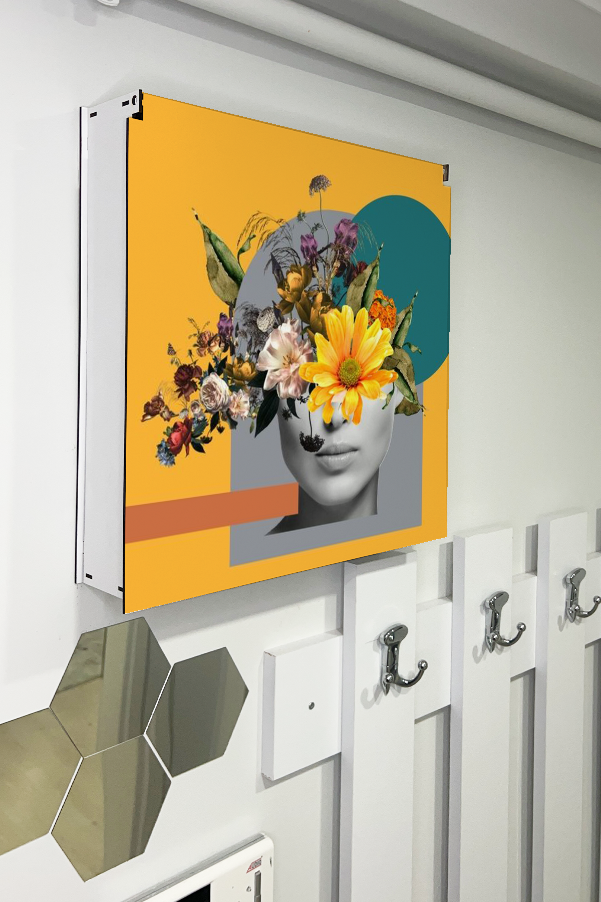 Kafasında Çiçekli Kız Temalı Ahşap Sigorta Saklama Kutusu