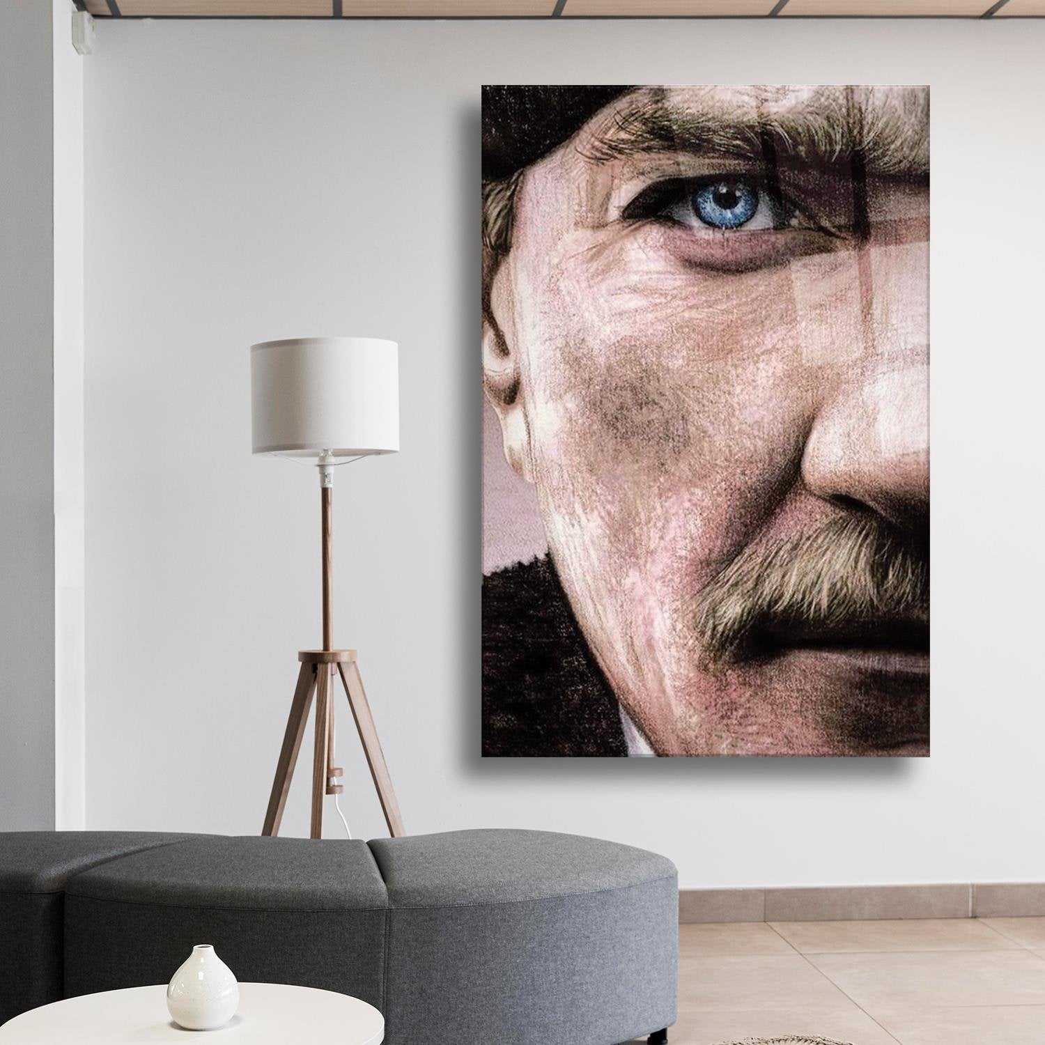 Atatürk Keskin Bakış Temalı Dayanıklı Cam Tablo