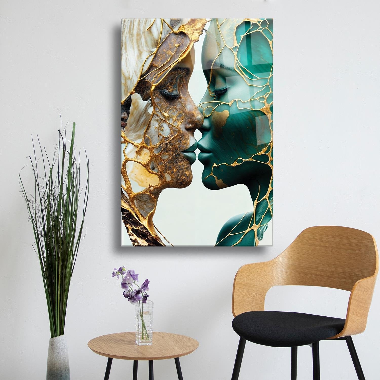 Mermer Desenli Gold Temalı Kadın Portresi Cam Tablo