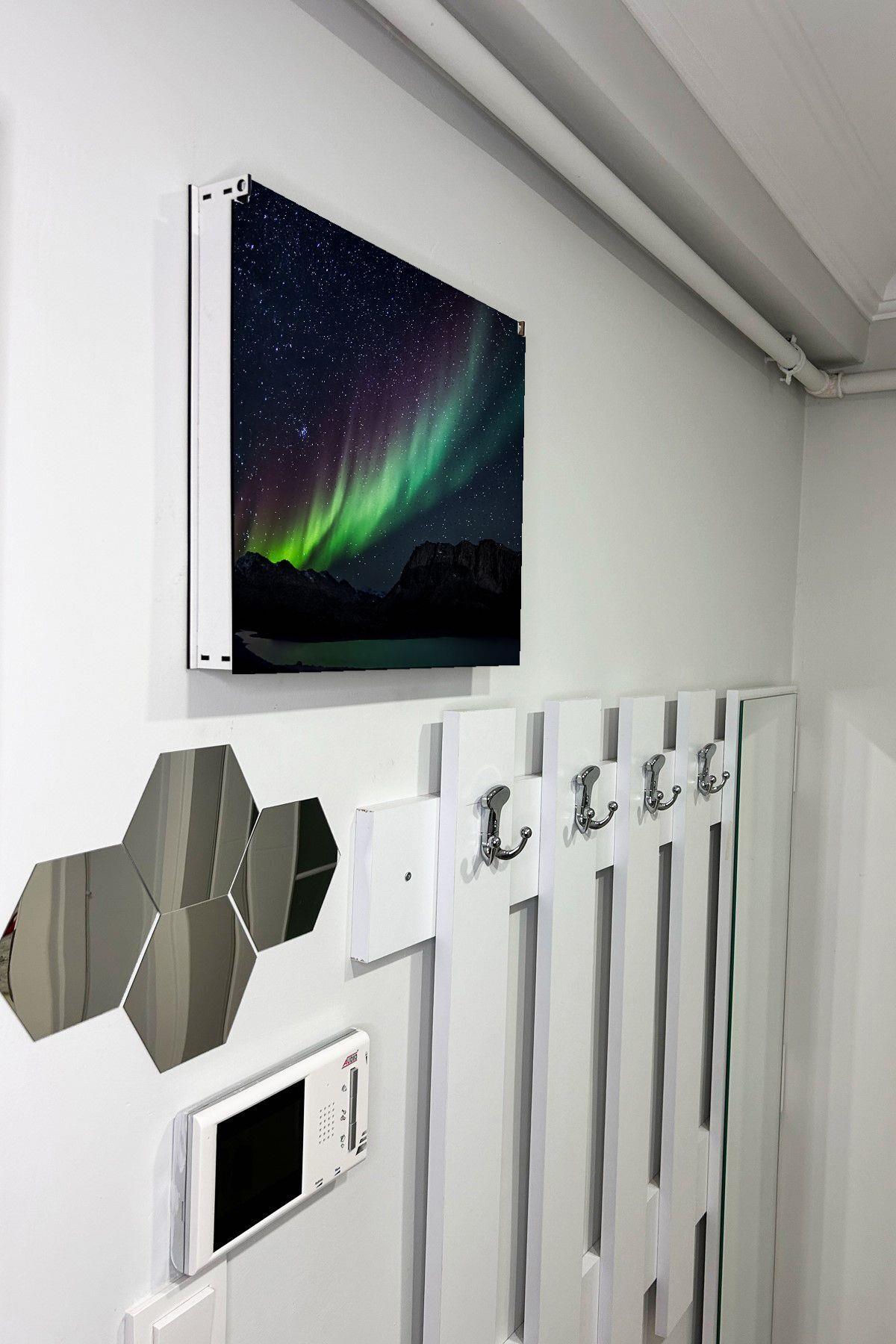 Sigorta Saklama Kutusu Aynı Zamanda Kuzel Işıkları Manzaralı Tablo