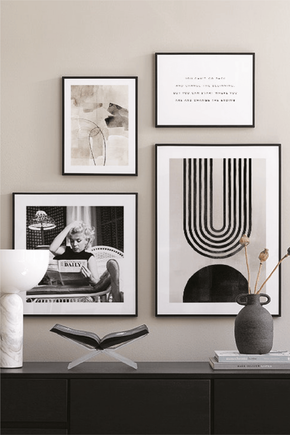 Modern Sanat Tarzında Siyah Beyaz Temalı Tablo Seti