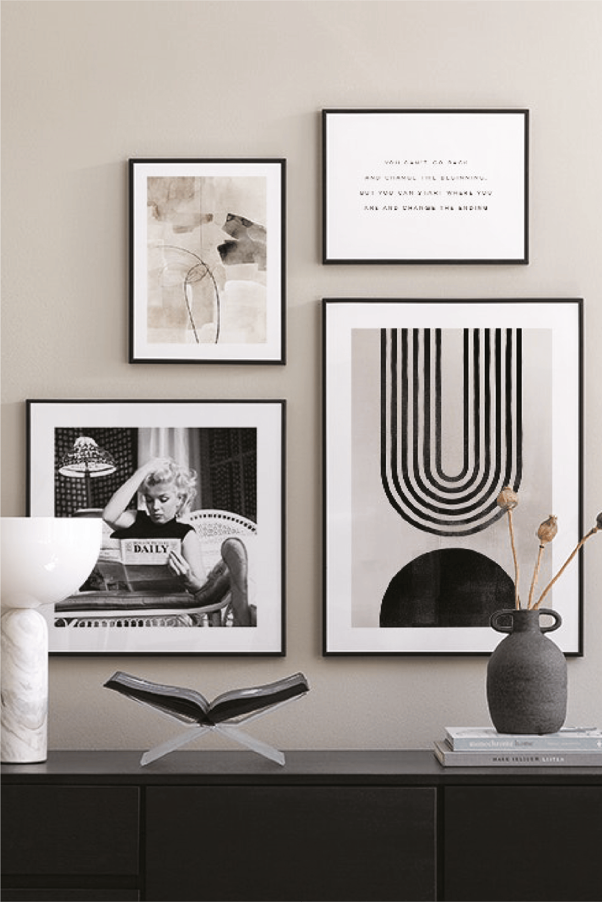 Modern Sanat Tarzında Siyah Beyaz Temalı Tablo Seti