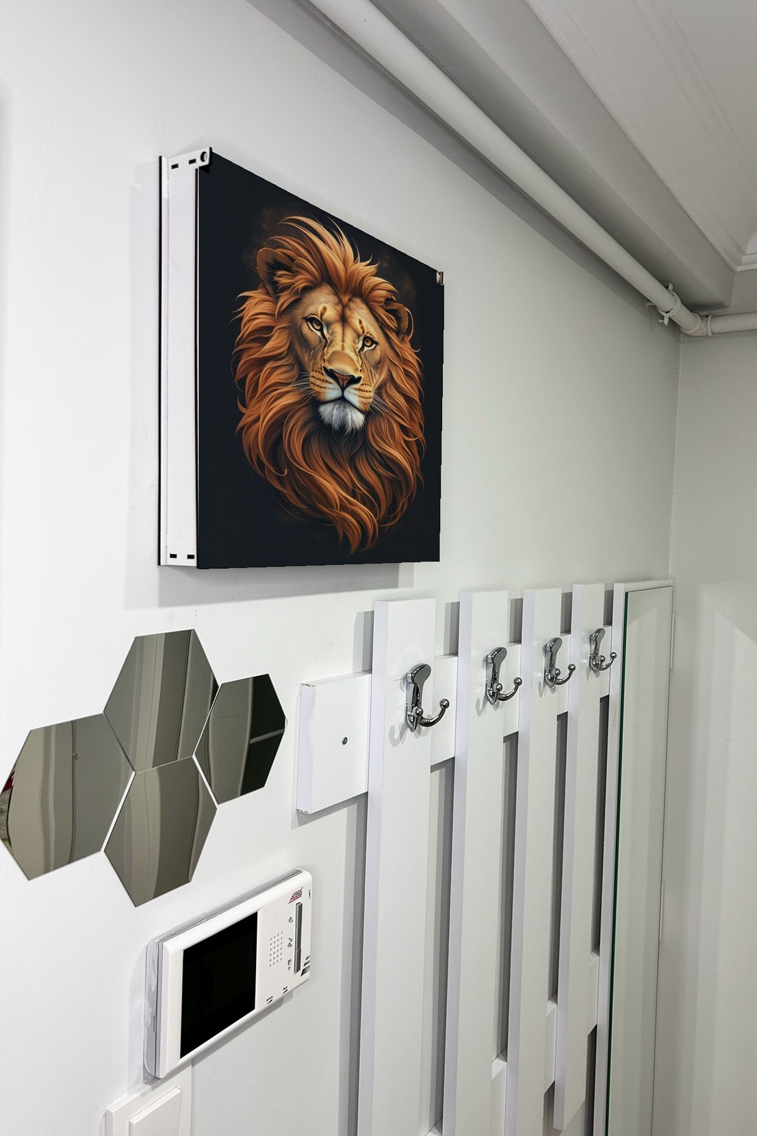 Aslan Temalı Ahşap Sigorta Saklama Kutusu