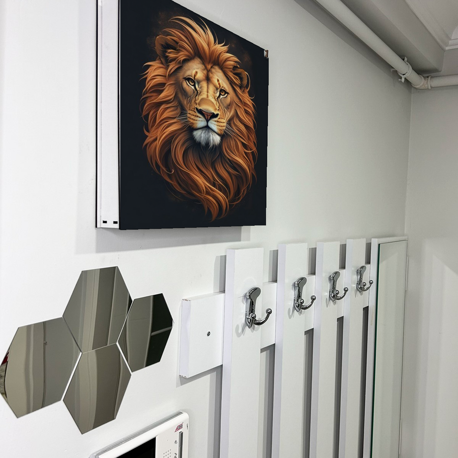 Aslan Temalı Ahşap Sigorta Saklama Kutusu