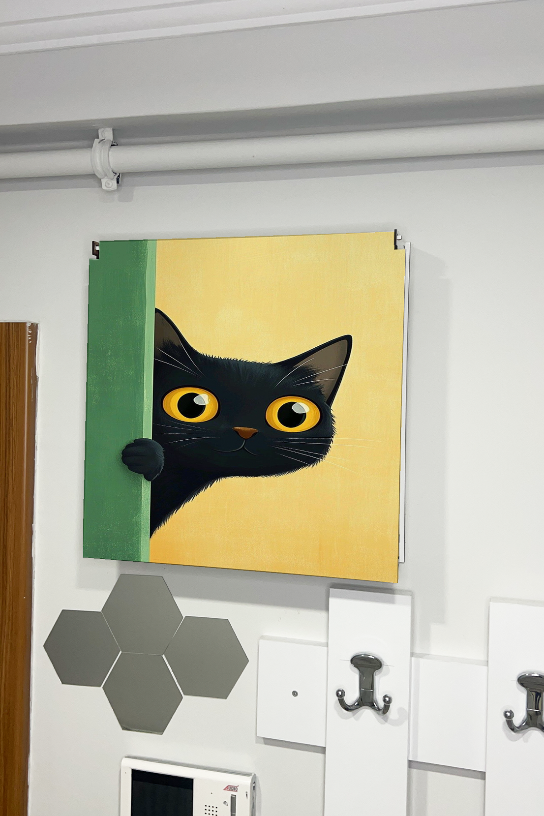 Şaşkın Siyah Kedi Temalı Ahşap Sigorta Saklama Kutusu