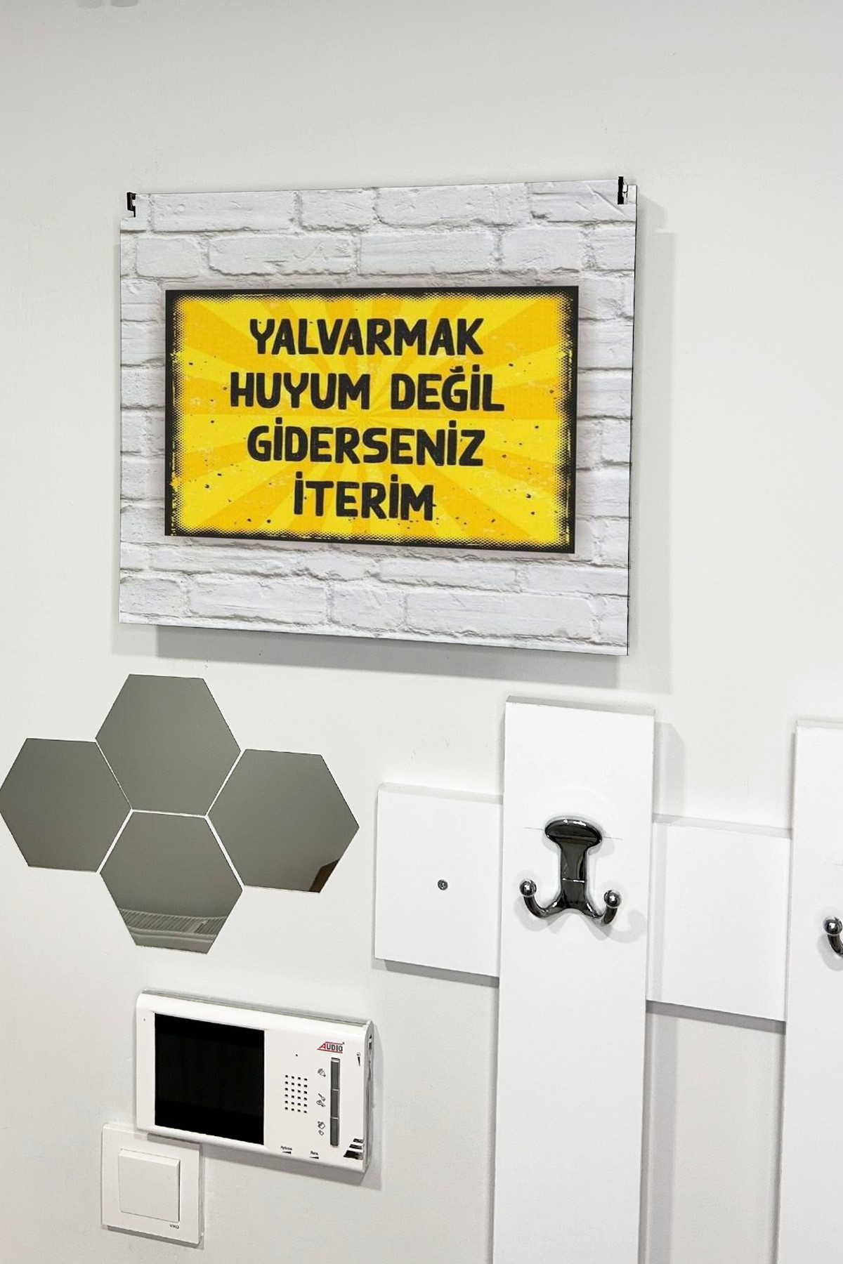 Yalvarmak Huyum Değil Temalı Ahşap Sigorta Saklama Kutusu