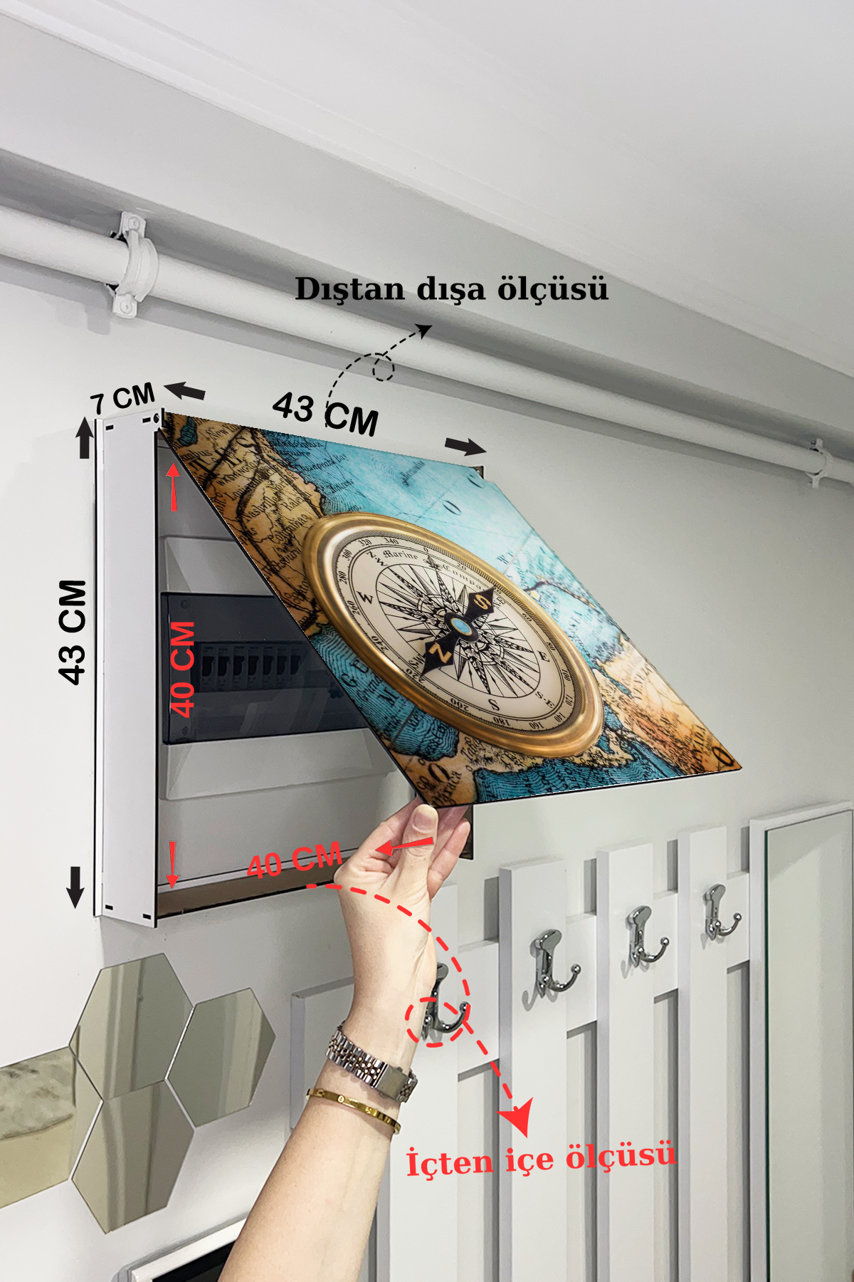 Pusula Temalı Ahşap Sigorta Saklama Kutusu