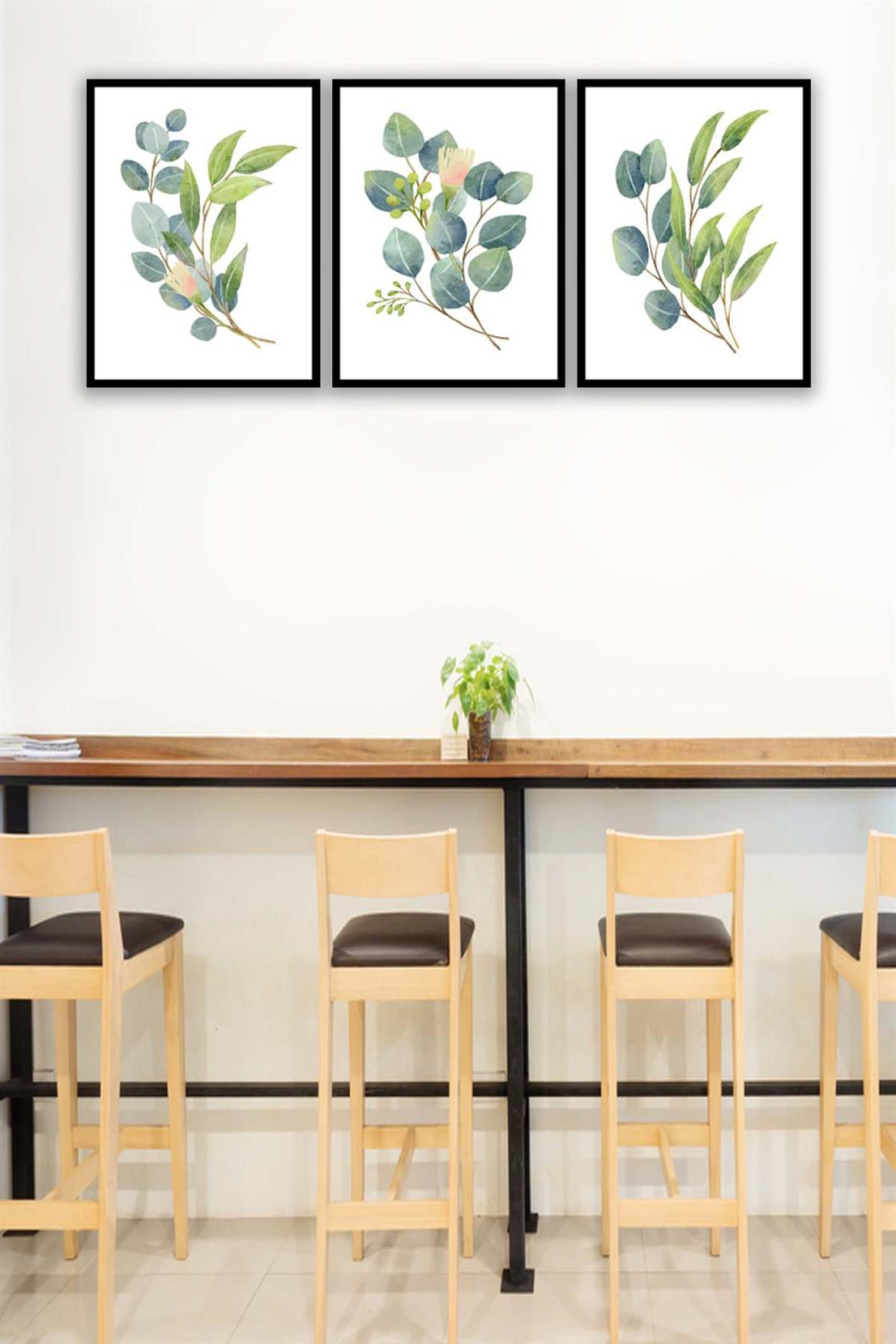 3 Parça Suluboya Tarzında Botanik Çiçekler Tablo Seti