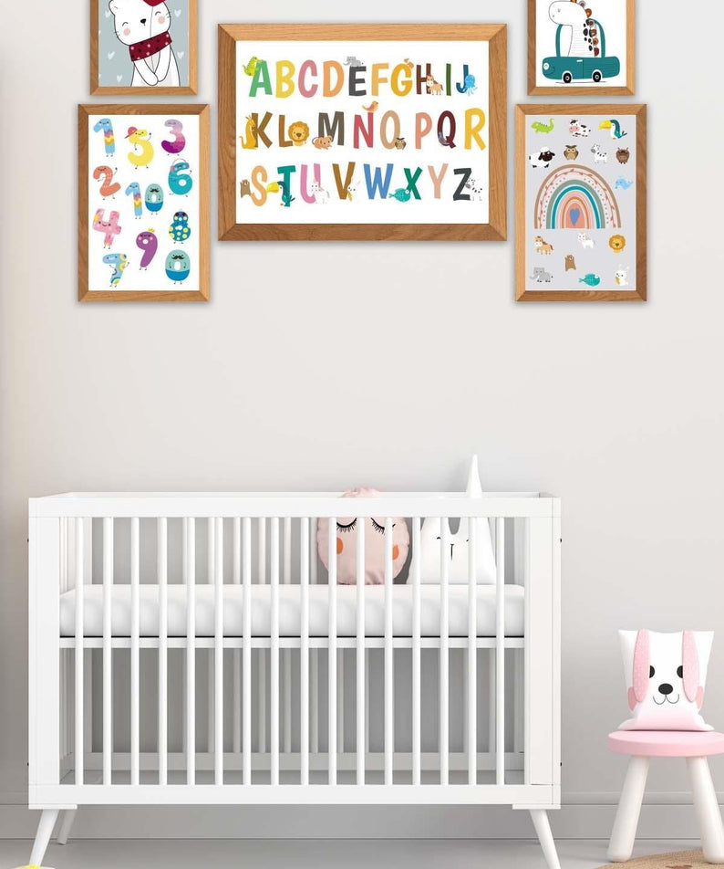 Sayılar Ve Harflerden Oluşan Öğretici Tablo