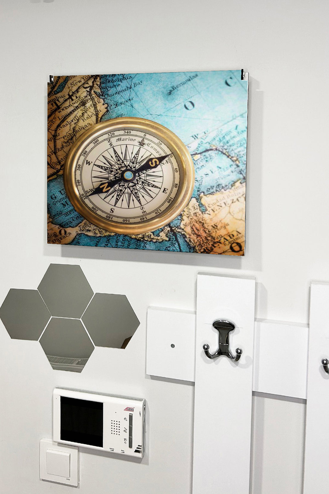 Pusula Görünümlü Ahşap Sigorta Saklama Kutusu