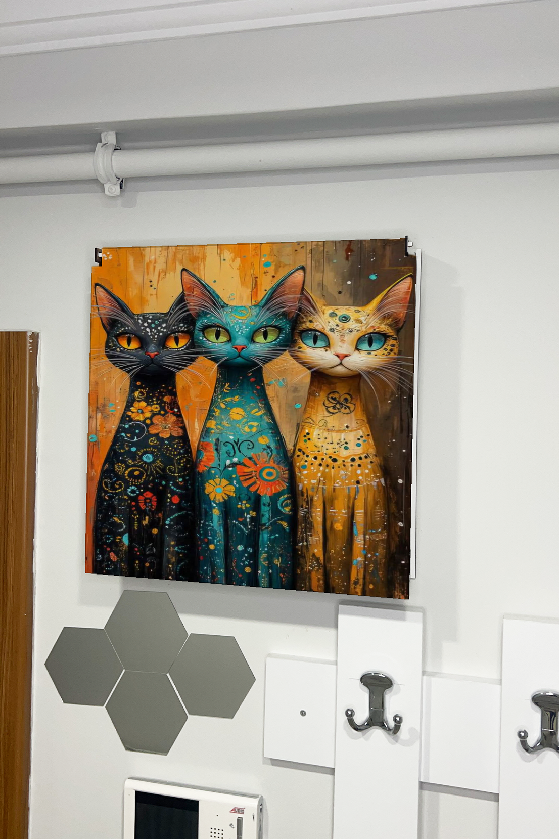 Kedi Ailesi Sanatsal Temalı Ahşap Sigorta Saklama Kutusu