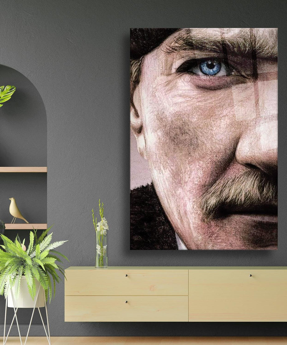 Atatürk Keskin Bakış Temalı Dayanıklı Cam Tablo