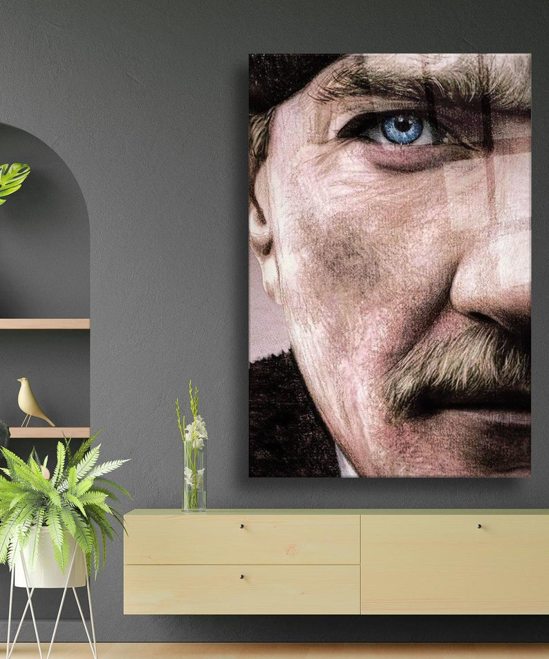 Atatürk Keskin Bakış Temalı Dayanıklı Cam Tablo
