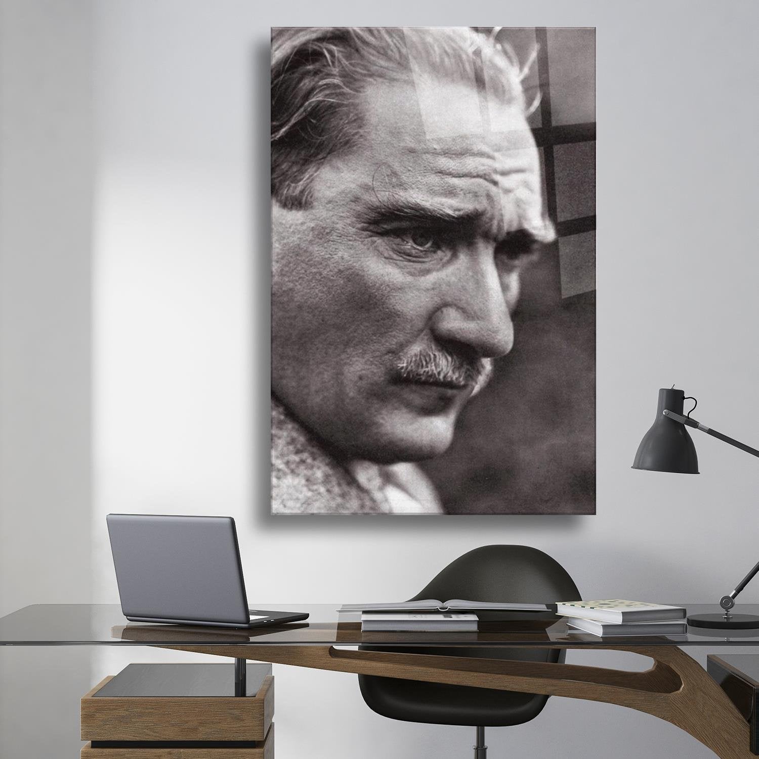 Atatürk Siyah Beyaz Temalı Dayanıklı Cam Tablo