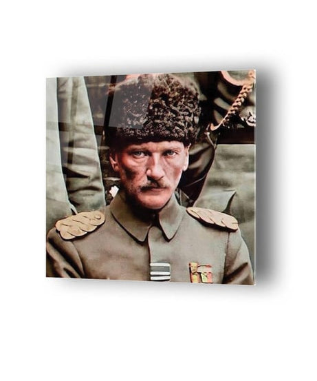 Komutan Atatürk Temalı Cam Tablo