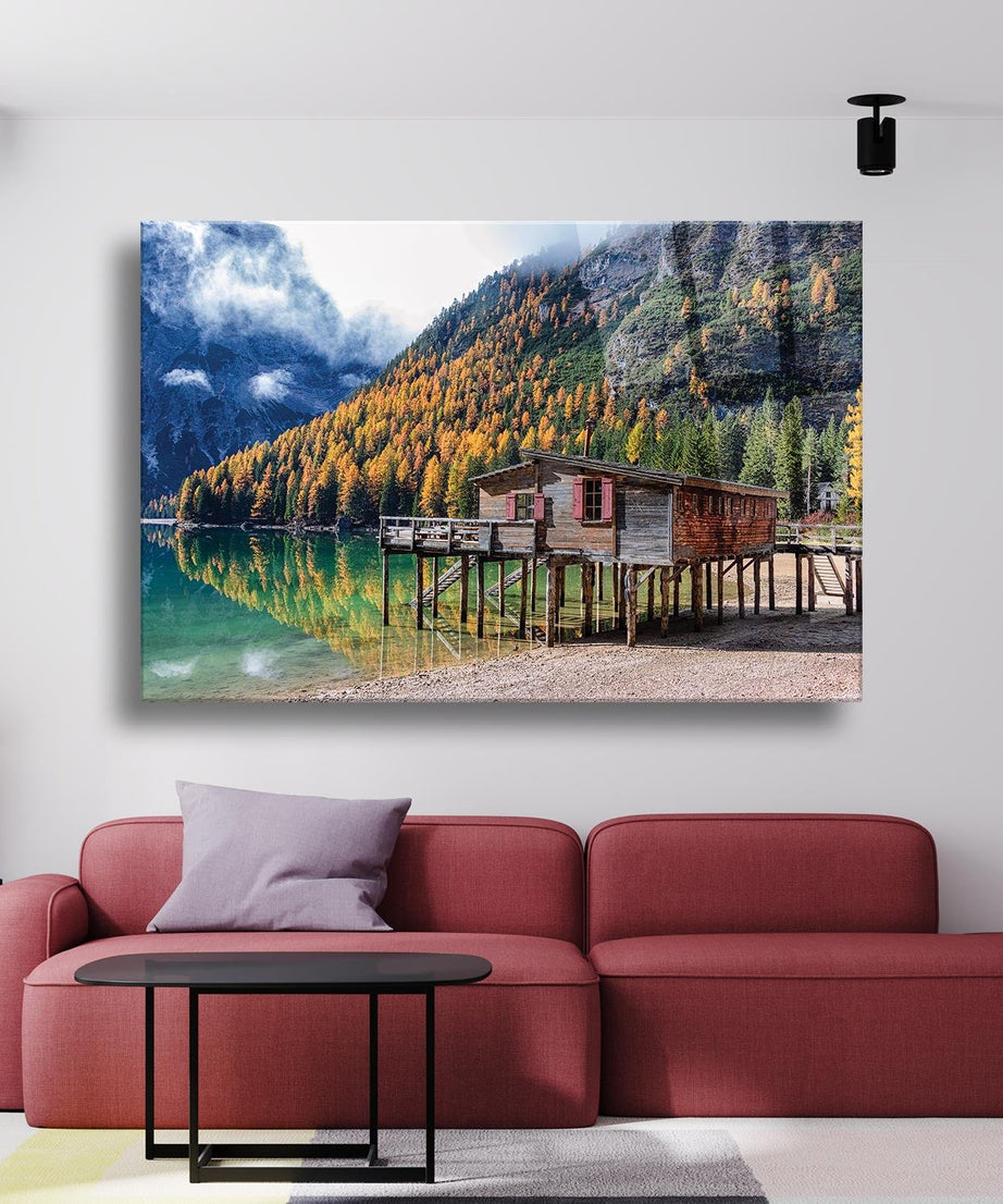 Manzaralı Ahşap Ev Temalı Cam Tablo