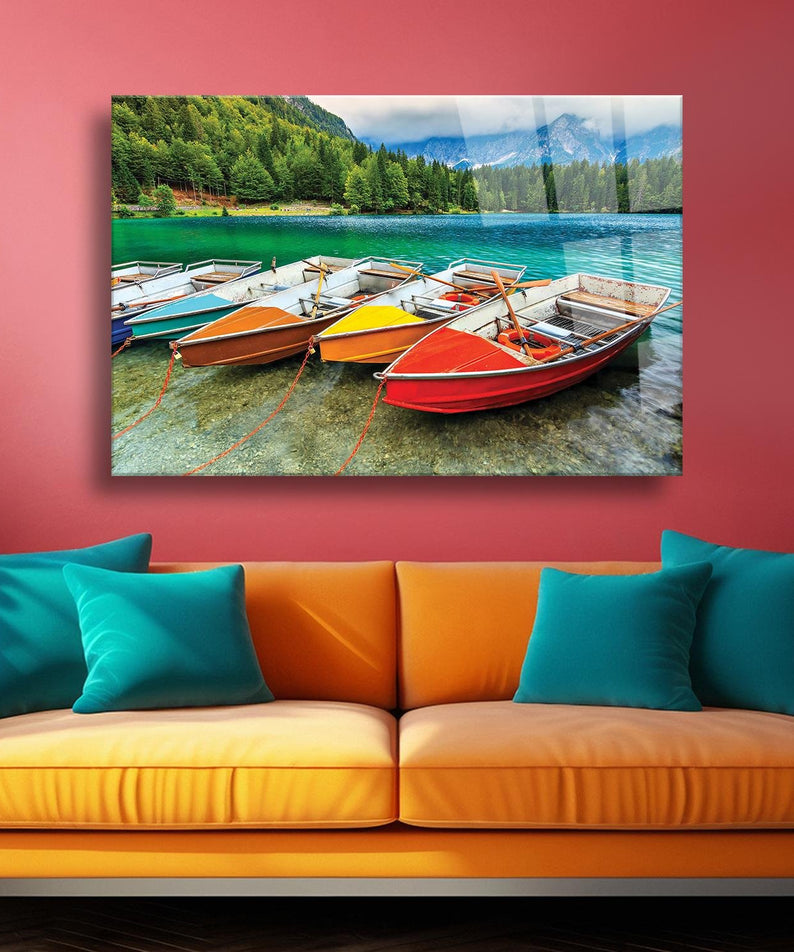 Renkli Kayık Ve Manzara Temalı Cam Tablo