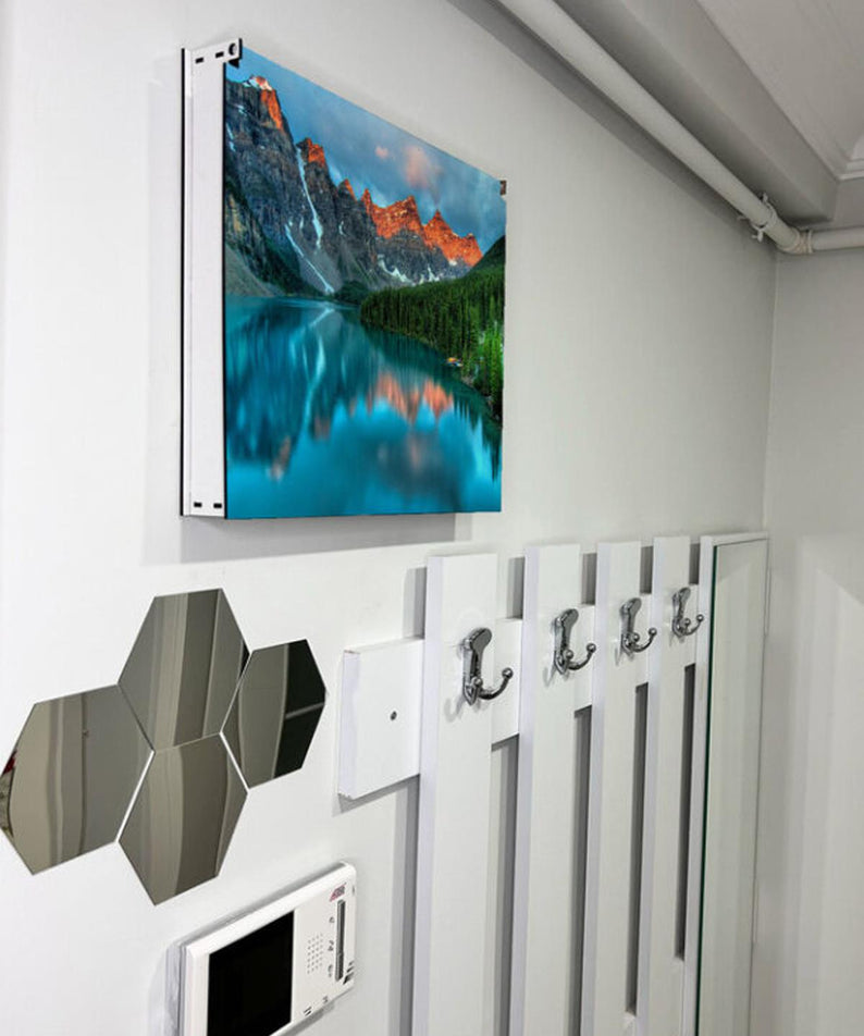 Sigorta Saklama Kutusu Aynı Zamanda Dağ Ve Göl Manzaralı Tablo