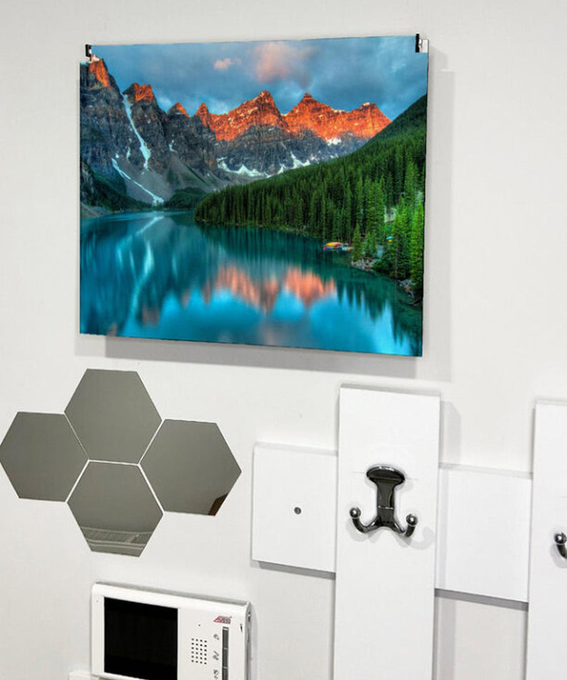 Sigorta Saklama Kutusu Aynı Zamanda Dağ Ve Göl Manzaralı Tablo