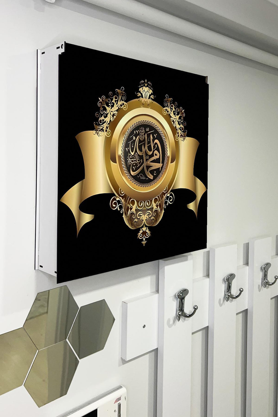 SİGORTA SAKLAMA KUTUSU AYNI ZAMANDA DİNİ TABLOLAR 43X43 CM