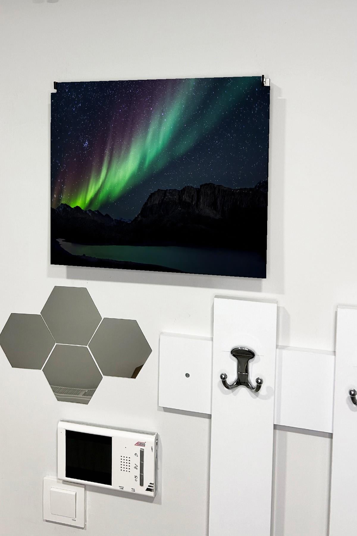 Sigorta Saklama Kutusu Aynı Zamanda Kuzel Işıkları Manzaralı Tablo