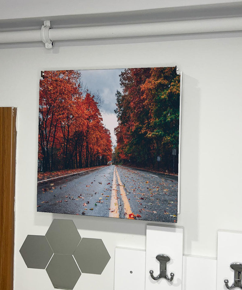 SİGORTA SAKLAMA KUTUSU AYNI ZAMANDA MANZARALI TABLOLAR 43X43 CM