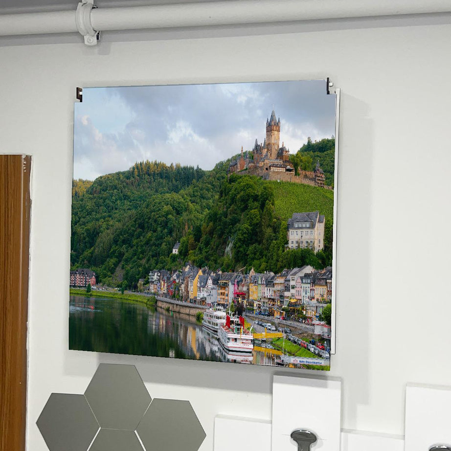 SİGORTA SAKLAMA KUTUSU AYNI MANZARALI TABLOLAR 43X43 CM