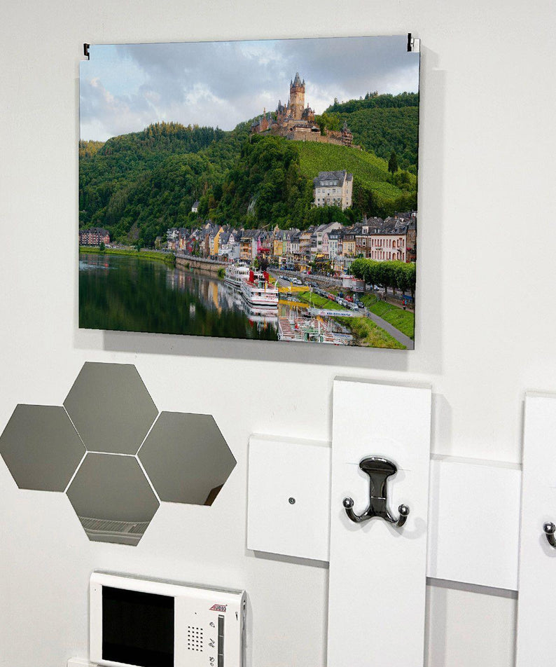 Sigorta Saklama Kutusu Aynı Zamanda Orman Ve Göl Kenarı Manzaralı Tablo