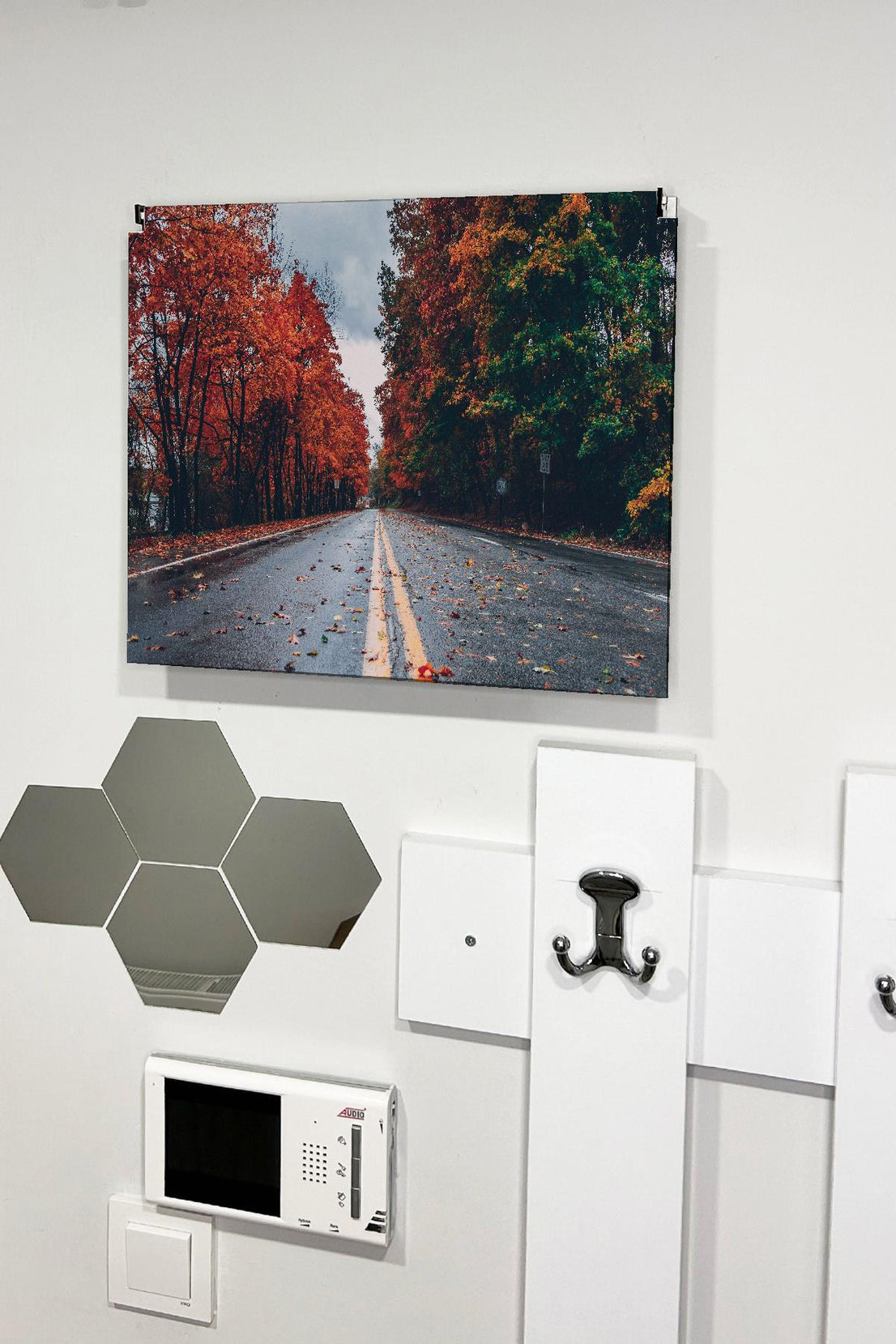 Sigorta Saklama Kutusu Aynı Zamanda Yol Ve Sonbahar Manzaralı Tablo